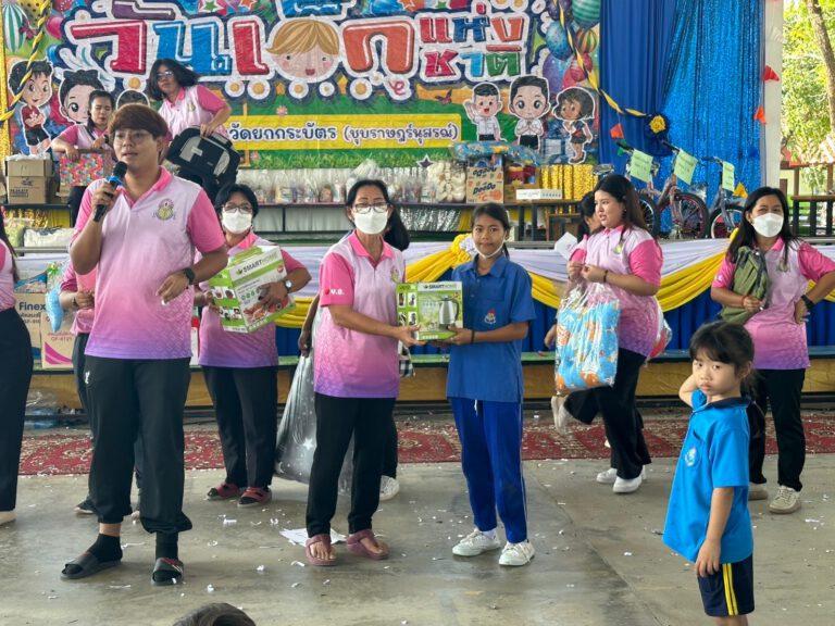 LINE_ALBUM_12-1-67 วันเด็ก ปี 67 ภาคกลางวัน_๒๔๐๑๑๒_142