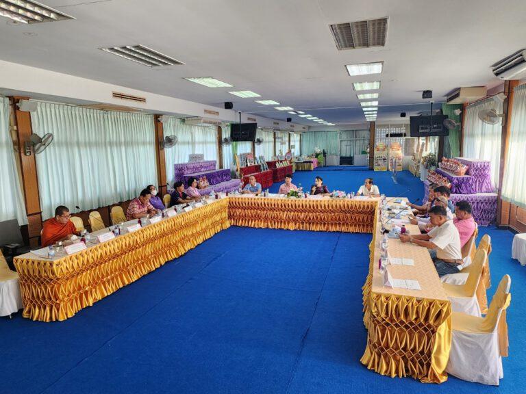 LINE_ALBUM_9-1-67 ประชุมคณะกรรมการสถานศึกษาขั้นพื้น_45