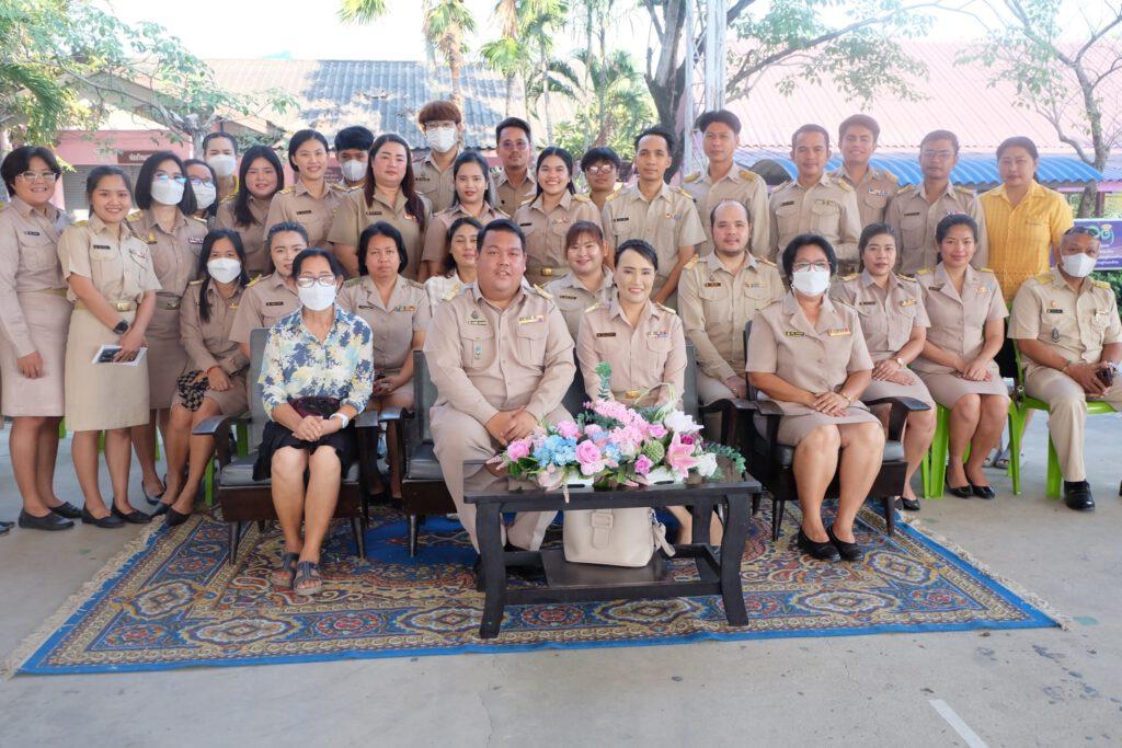 LINE_ALBUM_ท่านรองกล่าวอำลานักเรียน_๒๔๐๑๐๙_2